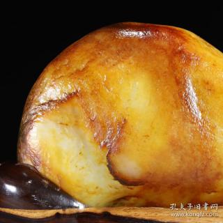 和田玉原石摆件 净高16厘米.长28.5